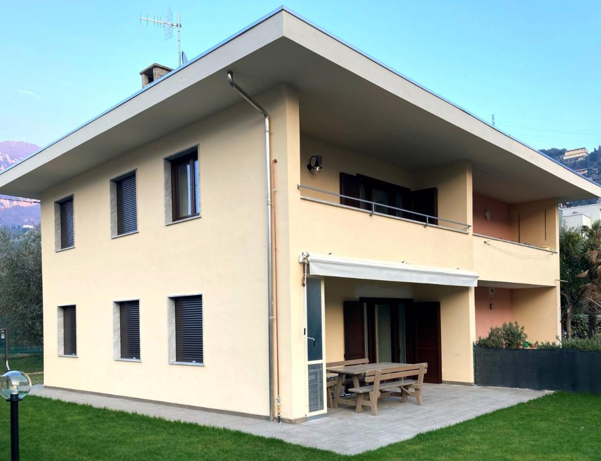Casa Fiorella Torbole Sul Garda Eksteriør billede